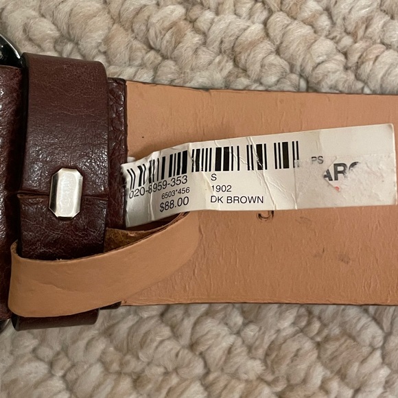 Harold’s Brown Leather Belt with Red Buckle - Picture 7 of 9